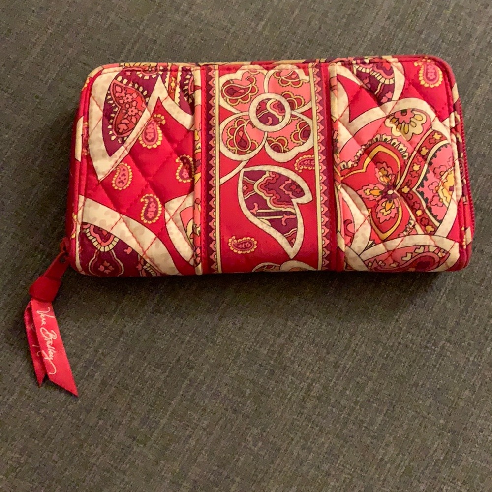 Vera Bradley pink wallet!